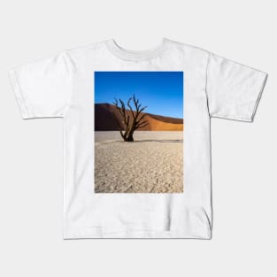 Tree on the salt pan. Kids T-Shirt